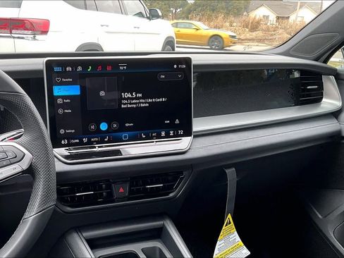 New 2026 Volkswagen Tiguan SE R-Line FWD image 6