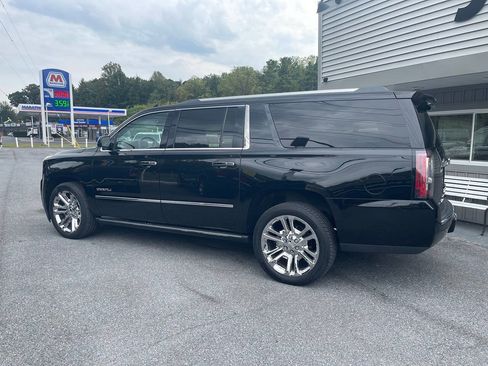 Used 2015 GMC Yukon XL Denali w/ Premium Package image 5