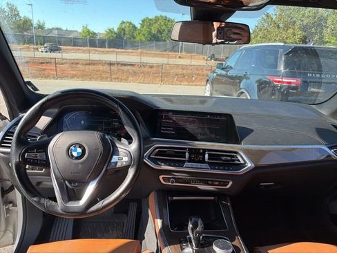 Used 2019 BMW X5 xDrive40i w/ Premium Package 2 AWD/4WD image 12