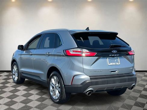 Used 2023 Ford Edge Titanium AWD/4WD image 5