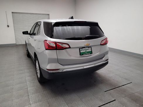 Used 2020 Chevrolet Equinox LT FWD image 6