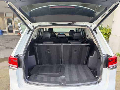 Used 2024 Volkswagen Atlas SE image 34