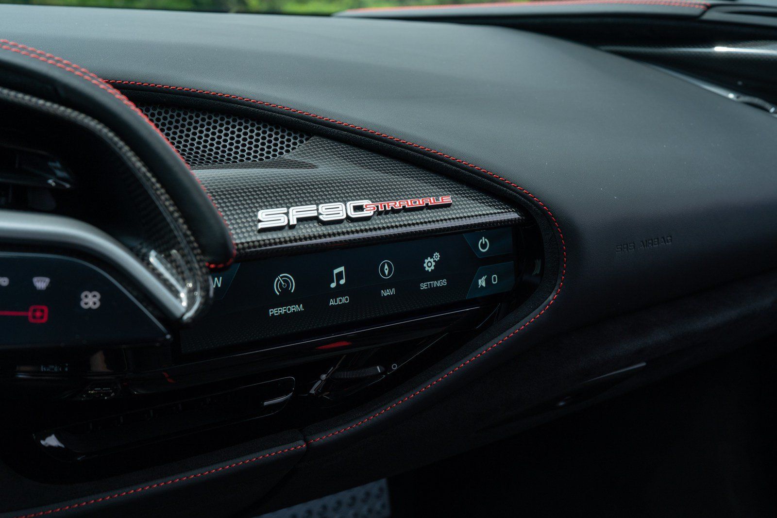Used 2022 Ferrari SF90 Stradale AWD/4WD image 43