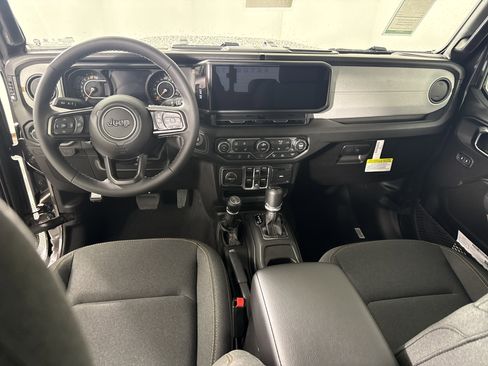 New 2026 Jeep Gladiator Sport image 15