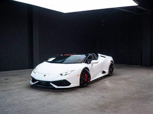 Used 2017 Lamborghini Huracan LP 610-4 AWD/4WD image 50