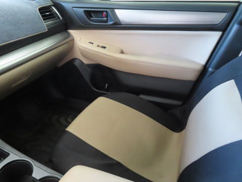 Used 2019 Subaru Outback 2.5i AWD/4WD image 19