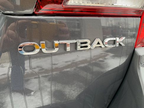 Used 2019 Subaru Outback 2.5i Limited w/ Popular Package #2 image 25