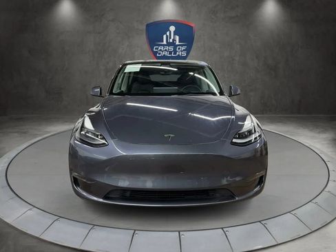 Used 2022 Tesla Model Y Performance image 8