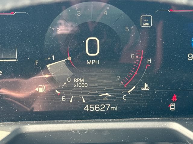 Used 2025 GMC Acadia Elevation FWD image 19