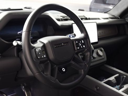 Used 2025 Land Rover Defender 110 AWD/4WD image 13