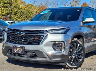 Used 2023 Chevrolet Traverse RS w/ LPO, Floor Liner Package video 2