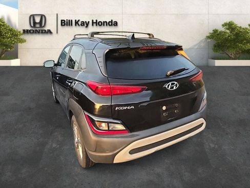 Used 2022 Hyundai Kona SEL w/ Convenience Package FWD image 3