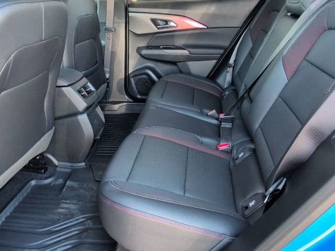 New 2026 Chevrolet Equinox EV RS image 7