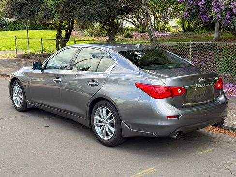 Used 2017 INFINITI Q50 3.0t Premium w/ 3.0T Premium Plus Package RWD image 3
