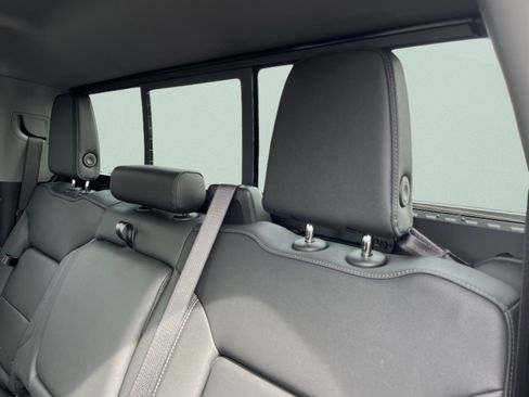 New 2026 GMC Sierra 1500 SLT w/ SLT Premium Package image 24