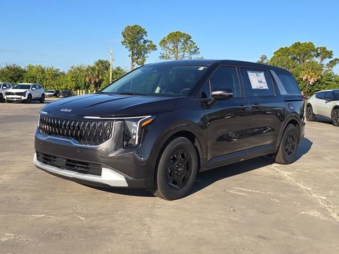 New 2026 Kia Carnival image 4