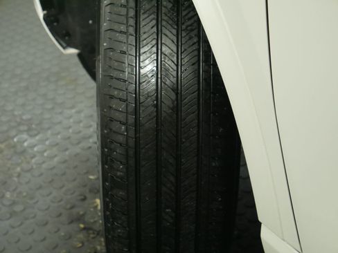 Used 2024 Ford Escape ST-Line w/ Tech Pack #1 image 16