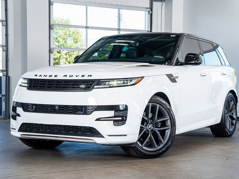 Used 2024 Land Rover Range Rover Sport Dynamic SE image 2