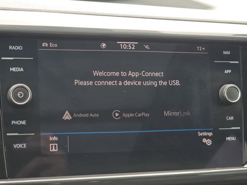 Certified 2023 Volkswagen Taos SEL AWD/4WD image 11