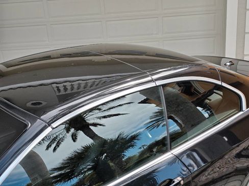 Used 2011 BMW 335is Convertible image 11