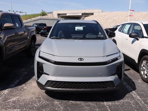 New 2026 Toyota C-HR AWD/4WD image 3