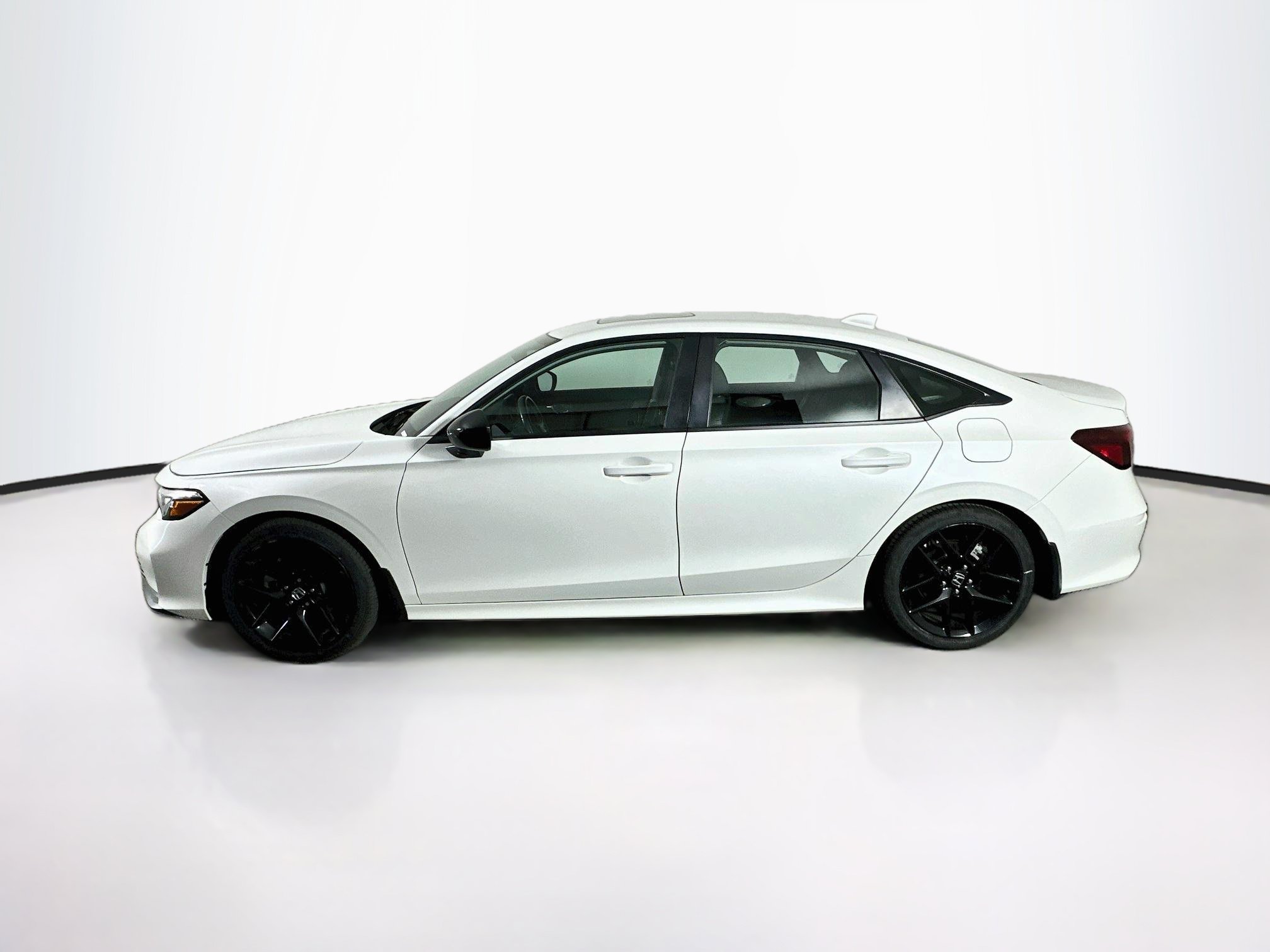 Used 2025 Honda Civic Sport image 4