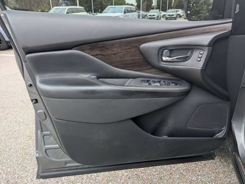 Used 2024 Nissan Murano Platinum w/ Cargo Package FWD image 25