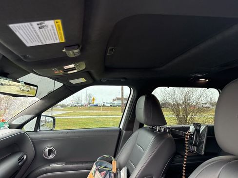 Used 2026 Hyundai Palisade Calligraphy image 11