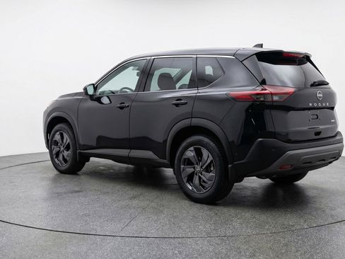Used 2025 Nissan Rogue SV FWD image 6
