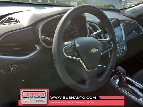 Used 2024 Chevrolet Malibu LT FWD image 19