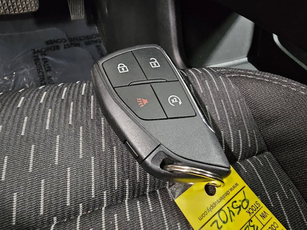 Used 2025 Chevrolet Equinox LT AWD/4WD image 31