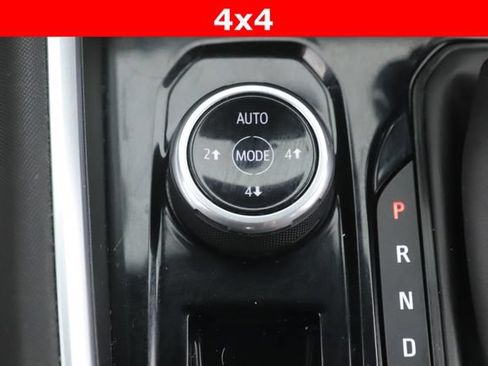 Used 2023 Chevrolet Colorado Z71 w/ Z71 Convenience Package 2 AWD/4WD image 25