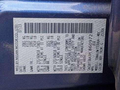 Used 2023 Nissan Rogue SV FWD image 31