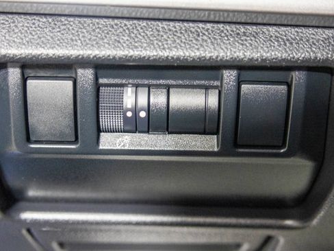Used 2025 Subaru Impreza 2.0i Sport AWD/4WD image 34