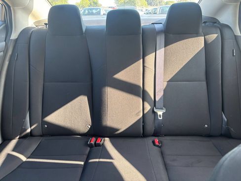 Used 2025 Nissan Sentra S FWD image 35