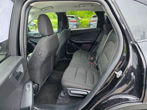 Used 2025 Ford Escape Active AWD/4WD image 17