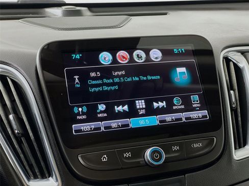 Used 2018 Chevrolet Malibu LT w/ Leather Package image 18