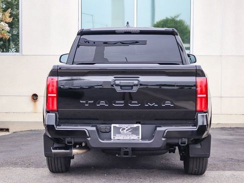 Used 2026 Toyota Tacoma SR5 RWD image 5