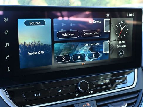 New 2025 Nissan Altima 2.5 SR w/ SR Premium Package image 9