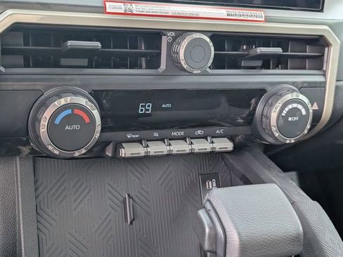 New 2026 Toyota Tacoma TRD Off-Road AWD/4WD image 13