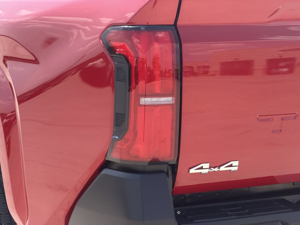 Used 2024 Toyota Tacoma SR AWD/4WD image 10