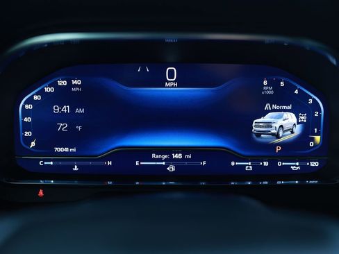 Used 2022 Chevrolet Tahoe RST w/ Luxury Package image 20