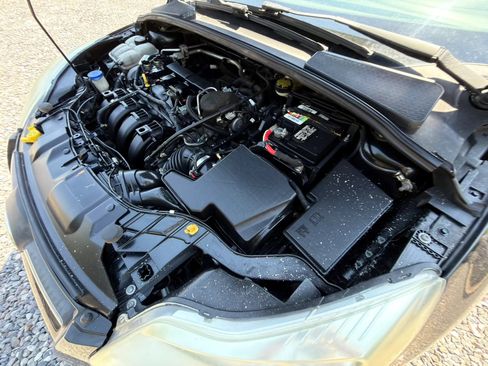 Used 2014 Ford Focus SE w/ SE Sport Package FWD image 5
