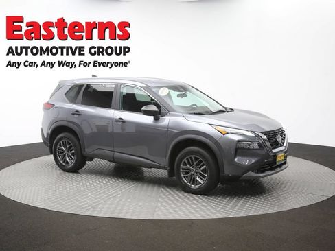 Used 2023 Nissan Rogue S AWD/4WD image 48