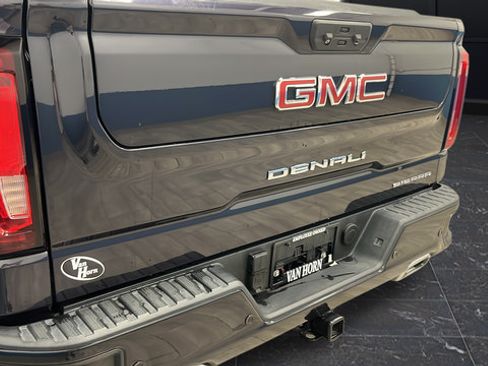 Used 2022 GMC Sierra 1500 Denali AWD/4WD image 35