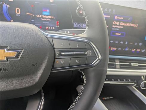 New 2026 Chevrolet Equinox EV LT image 15