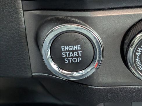 Used 2022 Toyota Tacoma SR image 24