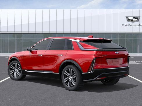 New 2025 Cadillac Lyriq Luxury image 34