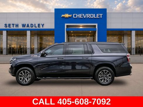 Used 2023 Chevrolet Suburban Z71 w/ Off-Road Capability Package AWD/4WD image 4