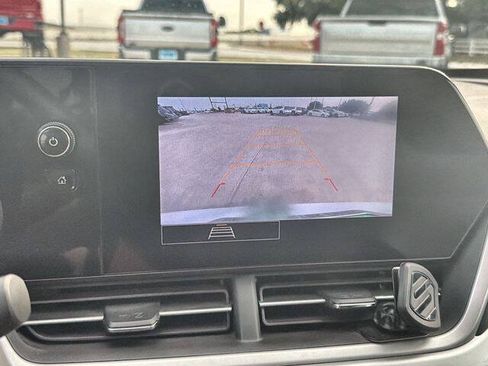 Used 2024 Chevrolet Trax LS FWD image 14